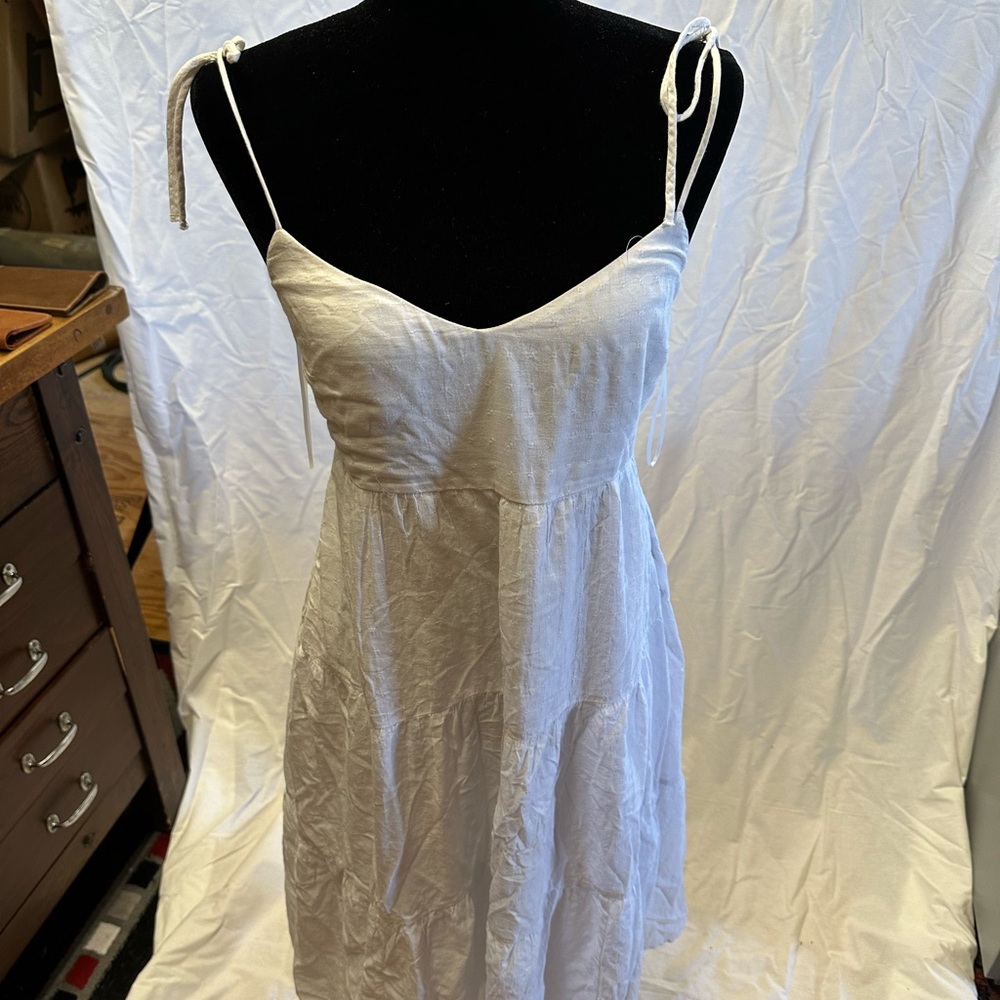 Abercrombie & Fitch Textured White Dress